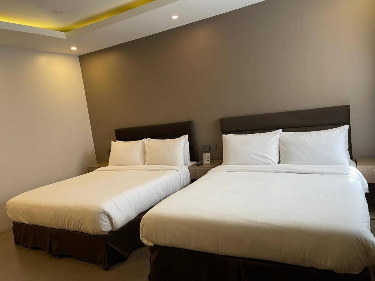 Hotel Uphill Baguio Managed By Baguio Terra Baguio City Esterno foto