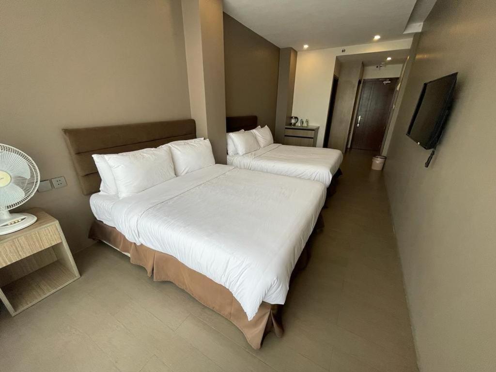 Hotel Uphill Baguio Managed By Baguio Terra Baguio City Esterno foto